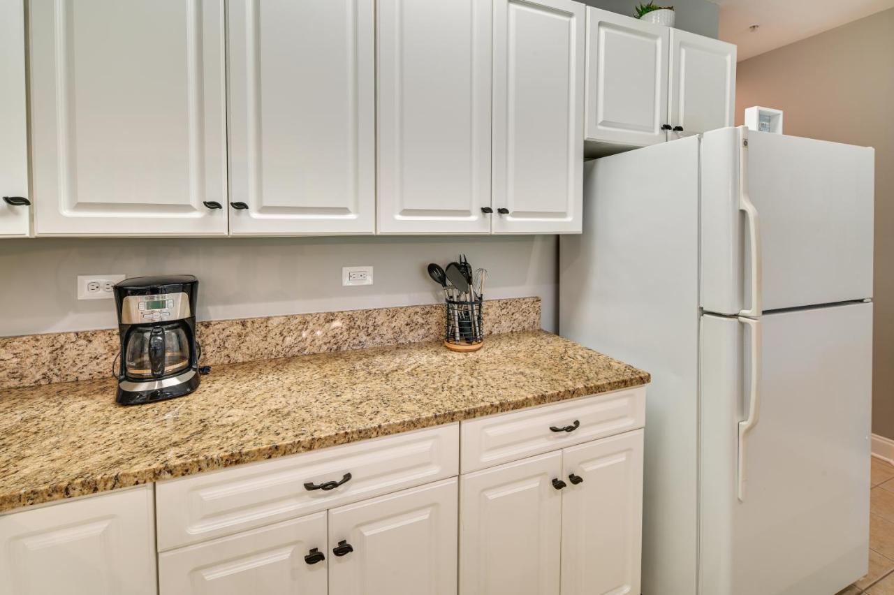 Serene Myrtle Beach Condo With Community Pool! Exterior photo